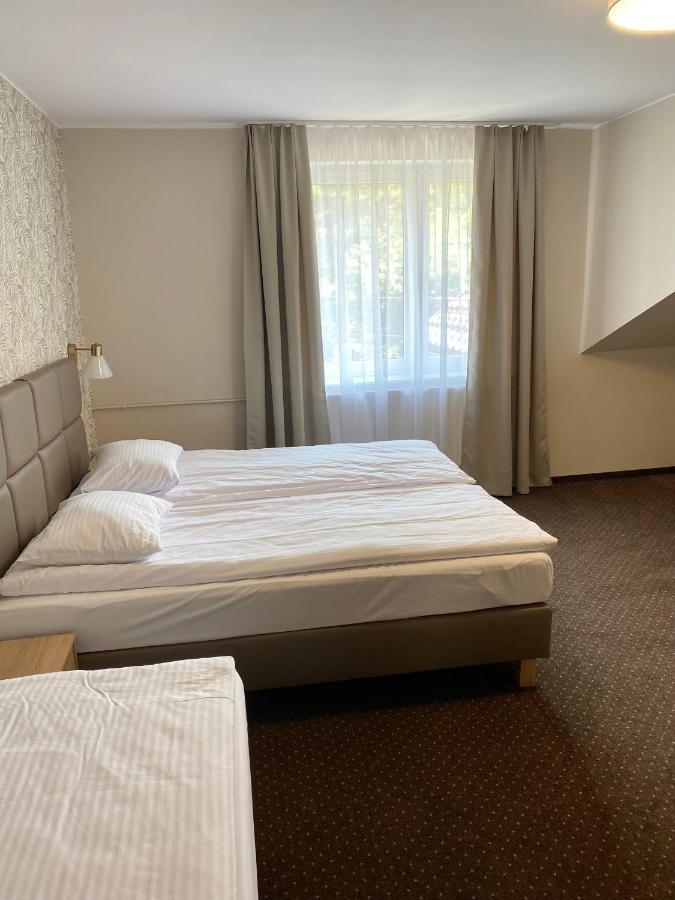 Gracja Bed and Breakfast Warschau Buitenkant foto