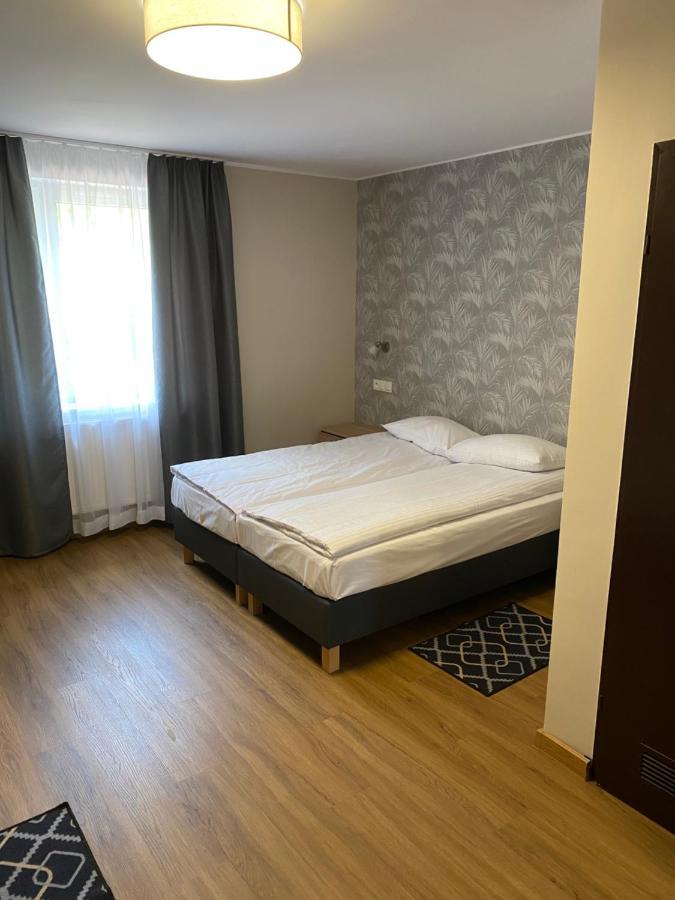 Gracja Bed and Breakfast Warschau Buitenkant foto